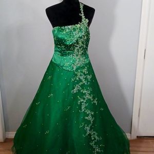 SATIN ROUGE EMERALD DRESS